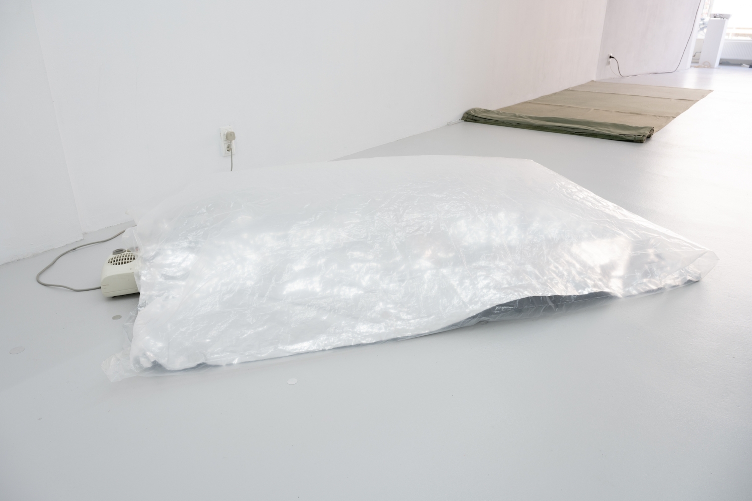 Ian Kiaer LS 250425 The Last Terminal Volume III part 6 DSC3653